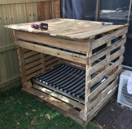 Exemplo de casinha de pallet